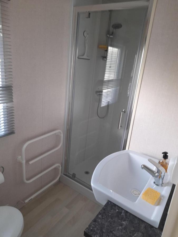 Le Mobile Home Le Victory Situe Au Camping Le Rio 滨海努瓦耶勒 外观 照片